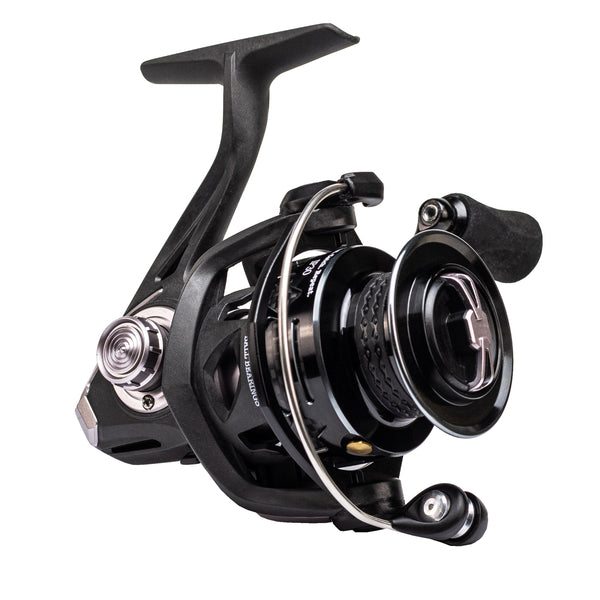 Free Hat with your IPPON Gen 2 Series Spinning Reel